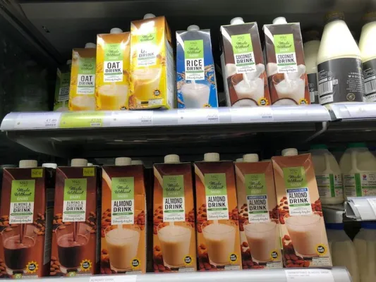 PSA : Boire du lait d'amande ou de coco est vraiment, vraiment mauvais pour la planète