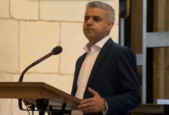 Sadiq Khan aquest matí, durant el seu primer discurs com a alcalde de Londres