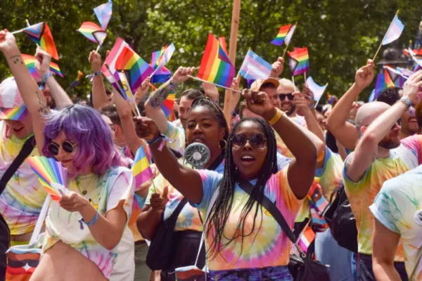 Plus de 30 000 personnes ont défilé à la London Pride 2023 et les images sont emblématiques